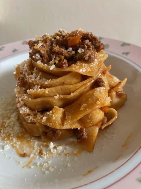 Funny cooking class with chef Antonino - The 3-Hour Flow: How the Evening Moves From Ragù to Serving