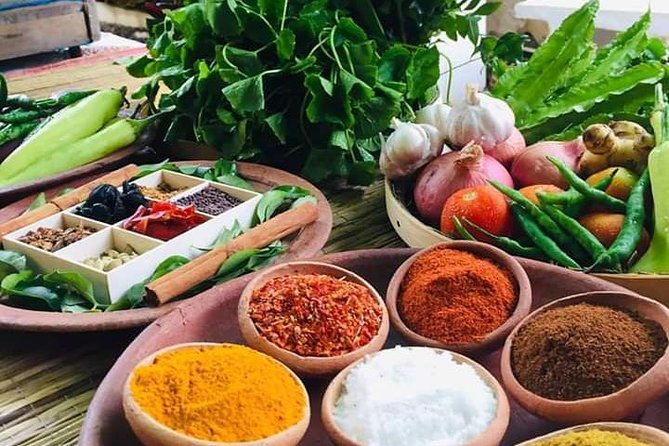 Galle Fort cooking class - Finding the start: Middle Street and a garden-kitchen setup
