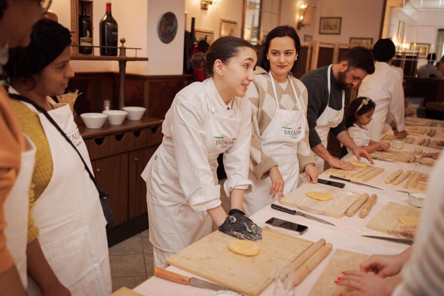 Gelato and Pasta Cooking Class in Rome - Piazza Navona - Ristorante Tucci by Piazza Navona: why the setting matters