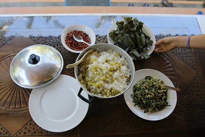 Gianyar Market Visit & Cooking Class in Ubud with Kadek & Putu - What you’ll cook: Balinese dishes you can replicate later
