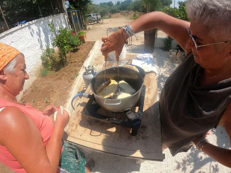 Gioia del Colle: Apulian Cooking Class in a Masseria - Your Meal After the Dough: Wine, Mozzarella, and Seasonal Sides