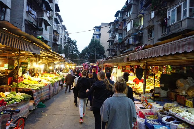 Half-Day Chengdu Cooking Class with a Local Market Visit - The Market Walk: Spices, Produce, and Questions You Can Actually Ask