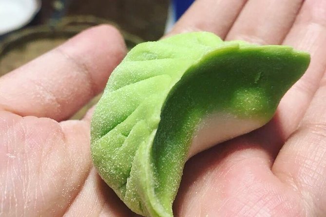Half day Chengdu Dumpling Class: Make from Scratch - Why This Chengdu Dumpling Class Starts in a Spice Market