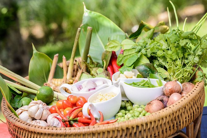 Half-Day Chiang Mai Cooking Class: Make Your Own Thai Foods - Walking the Thai market (morning class): how your ingredient choices get taught
