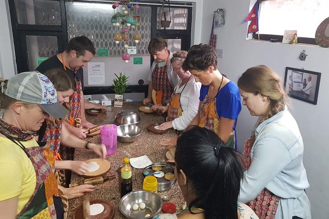 Half day cooking class in Thamel kathmandu - Instructors and teaching style: Anshu, Nilam, and a patient team