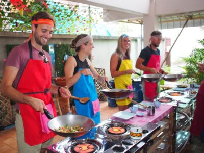 Half-Day Cooking Class with Market Tour - Hotel pickup and the Thai-home cooking school flow