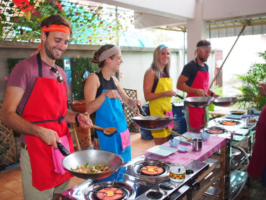Half-Day Cooking Class with Market Tour - Hotel pickup and the Thai-home cooking school flow
