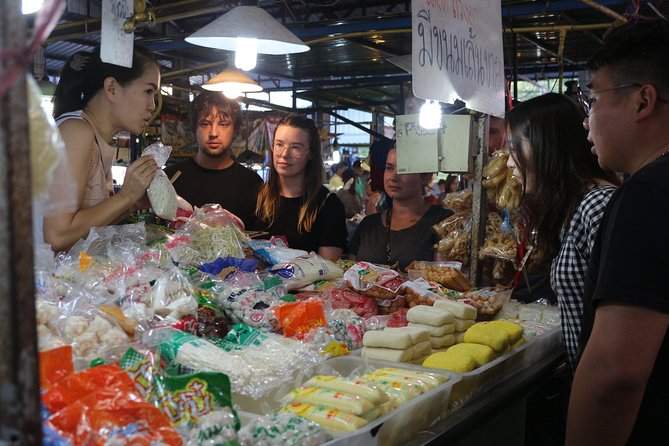 Half Day Evening Cooking Class with Market Tour in Chiang Mai - Kad Kom Market: Buying Northern Thai Ingredients With a Real Purpose