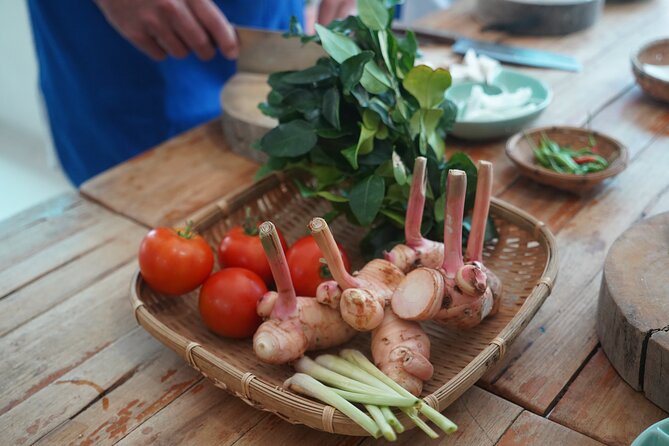 Half Day Guided Thai Cooking Class in Chiang Mai - Should you book this half-day Thai cooking class?