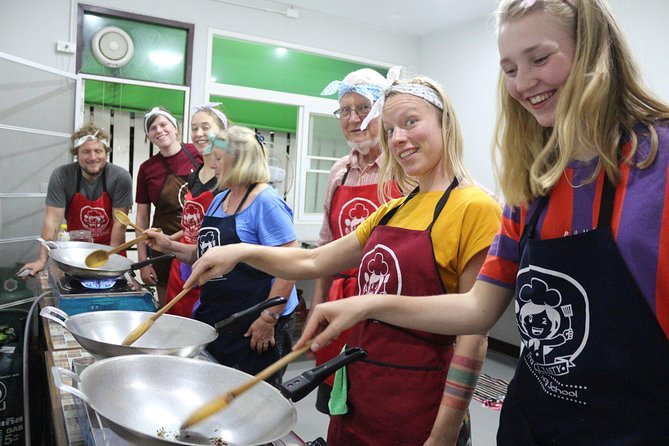 Half Day Morning Cooking Class with Market Tour in Chiang Mai - Price and Value: Paying $29.34 for a Full Morning of Skills
