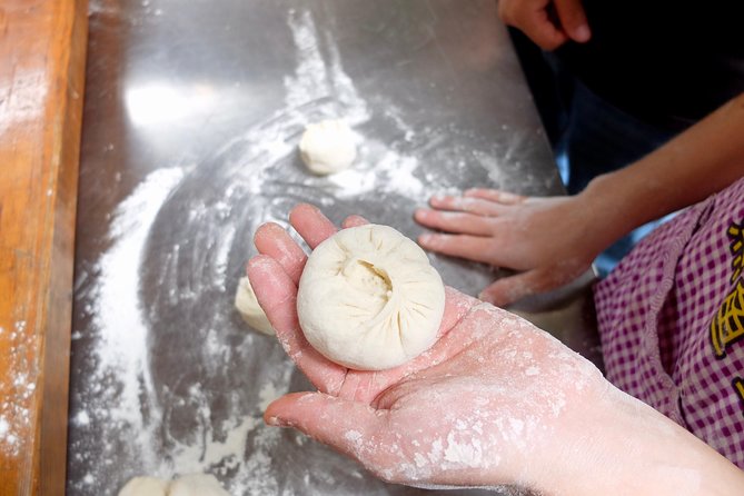 Half-Day steamed Buns Cooking Class with a Local Market Visit - “Chilli Cool” Kitchen Time: Bao Zi Class in a Traditional Courtyard