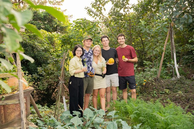 Hanoi Cooking Class in a Haven of Tranquility - Thom culinary - The cyclo to Đồng Xuân Market: how you learn flavors before the stove