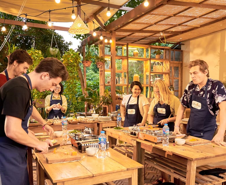 Hanoi Cooking Class in Haven of Tranquility - Thom culinary - A Garden House Cooking Class Outside Hanoi’s Noise