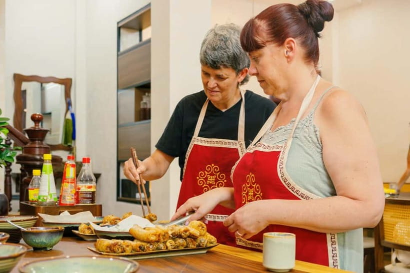 Hanoi Cooking Class: Market Tour, Free Recipe & Beverages - What to pack and how to prepare