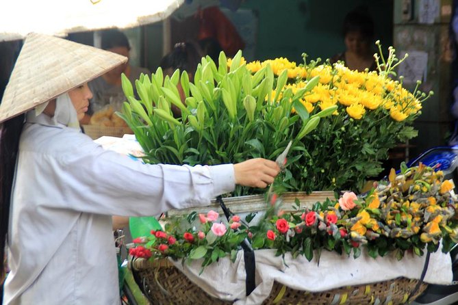 Hanoi Private Trip: Explore local culture, monument, cooking class & puppet show - Hoan Kiem Lake Walk: Ngoc Son Temple, Cyclo Ride, and an Optional Water Puppet Show