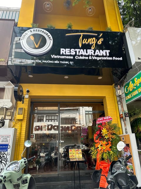 HCMc:Vietnamese Cooking Class with Local market tour & Meal - The local market tour: learning ingredient choices that matter