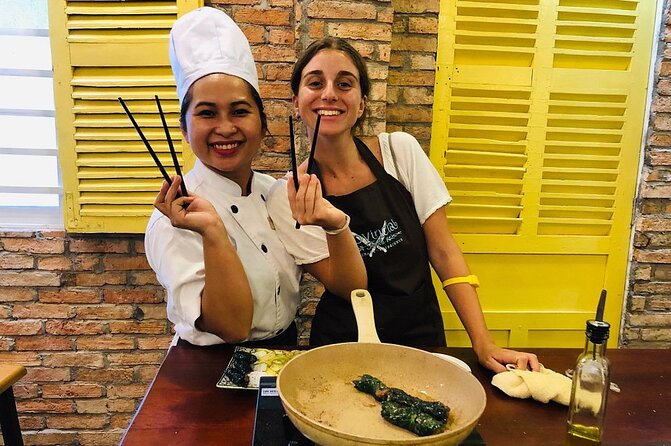 Ho Chi Minh City Cooking Class in Local's Home - The rotating menu: which Vietnamese dishes you’ll cook and eat