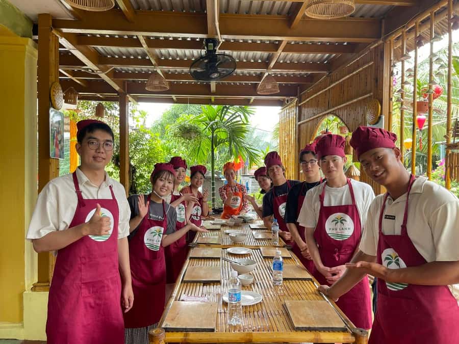 Hoi An: Basket Boat with Lantern-Making & Cooking Class Tour - Price and Value: What $30 Buys You in Hoi An