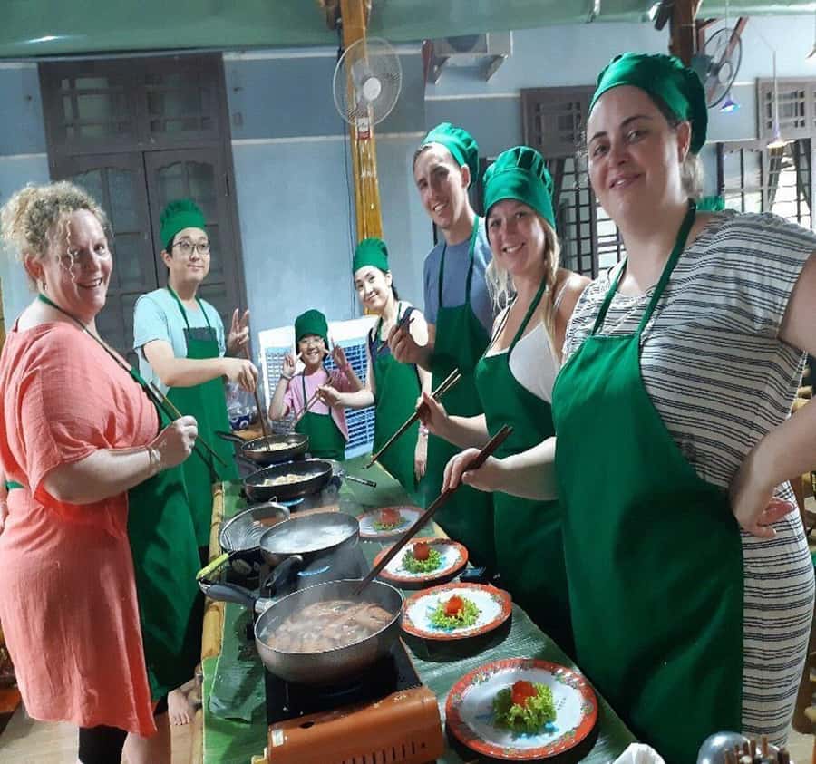 Hoi An: Bay Mau Cooking Class Only and Making Pho - Lunch or dinner: you eat what you cook