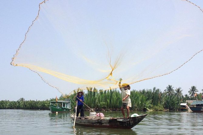 Hoi An Bicycle And Cooking Class Tour - Stop for Ingredients: Hoi An Market With Your English-Speaking Guide