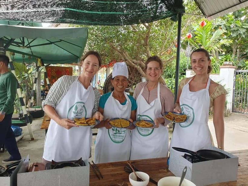 Hoi An Coconut Boat, Lantern Making & Cooking Class Organic - A 4-hour mix of water, lanterns, and dinner in Hoi An
