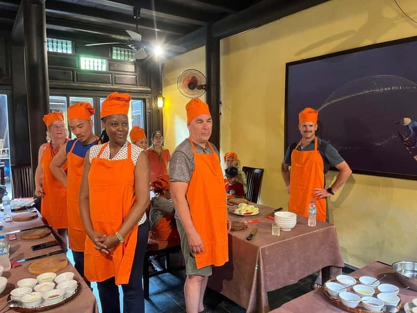 Hoi An: Cooking Class with Exploring Hoi An Market - Back to the Kitchen: How the Cooking Lesson Works