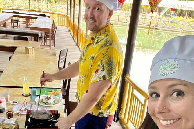 Hoi An Cooking Class with Local Chef - Fried spring rolls: technique over mystery