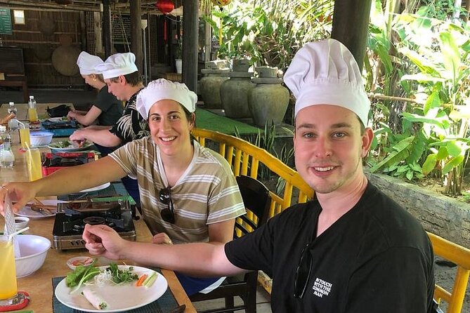 Hoi An Cooking Class with Local Chef - Meet the chef style: hands-on, but not chaotic