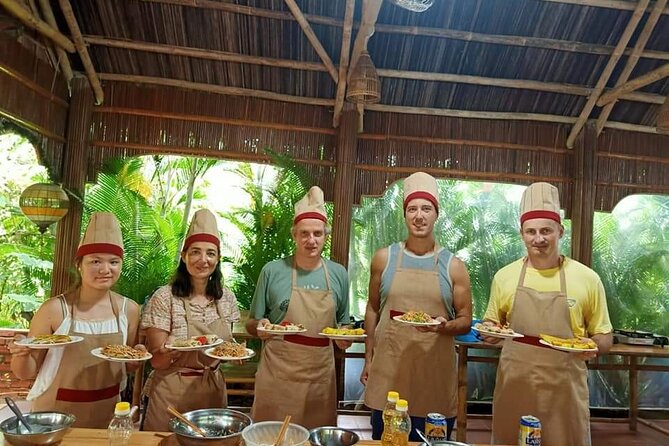 Hoi An Cooking Class with Market Visit - Transportation, Group Size, and the $24 Value Question