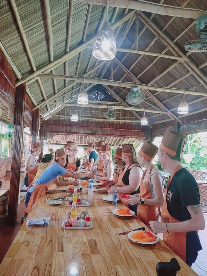 Hoi An : Cooking Class with Phở and Bamboo Basket Boat Tour - Your four-course menu in plain terms (and what you’ll learn)