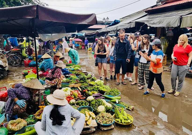 Hoi An/Da Nang: Market Tour, Boat Ride, and Cooking Class - Bamboo basket boat ride through the coconut forest