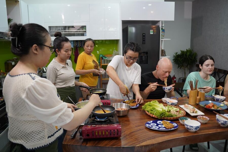 Hoi An/Da Nang: Vietnamese Cooking Class with Transportation - Da Nang: The 146 Đoàn Khuê Venue and Day-Based Menus