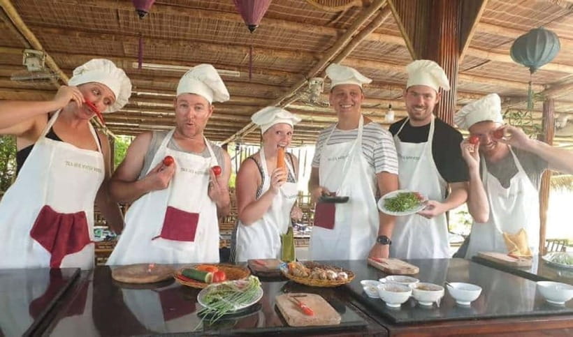 Hoi An: Eco Cooking Class with Market Trip and Basket Boat - Price and time: a 5.5-hour value play for food lovers
