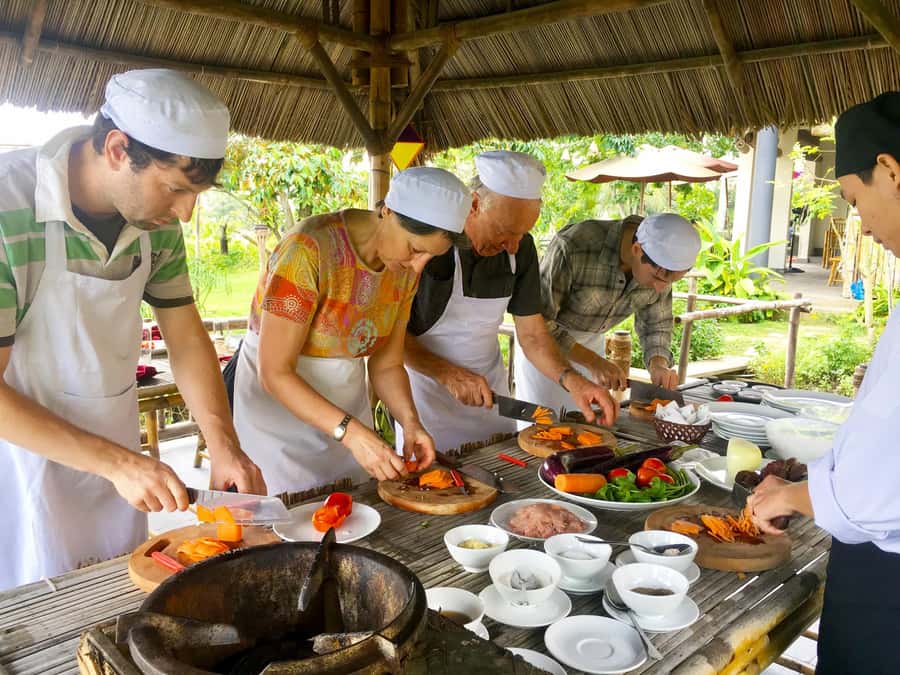 Hoi An : Lantern Making & Cooking Class With Local Family - The cooking class: step-by-step Vietnamese basics with Hoi An specialties
