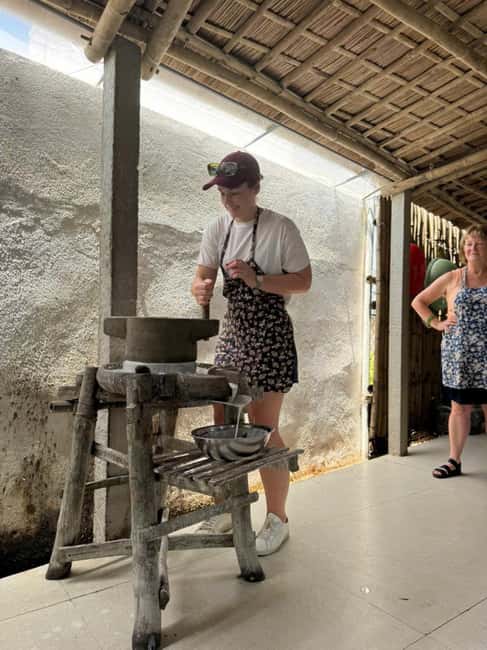 Hoi An: Local Family Cooking Class - How the Class Works: English Guide, Hands-On Cooking, and Group Splitting