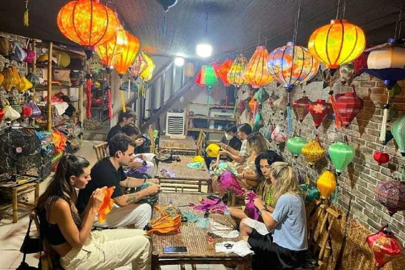 Hoi An: Making Lantern &Cooking Class with Basket Boat Ride - Coracle performances, palm souvenirs, and crab-catching moments