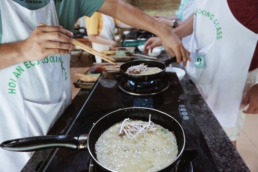 Hoi An: Traditional Cooking Class & meal w Cam Thanh Family - Tips to get the most from your 210 minutes