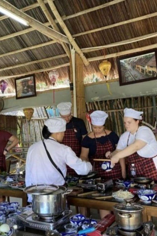 Hoi An: Vegetarian Cooking Class w Local Family and transfer - Price and value: why $23 can actually make sense
