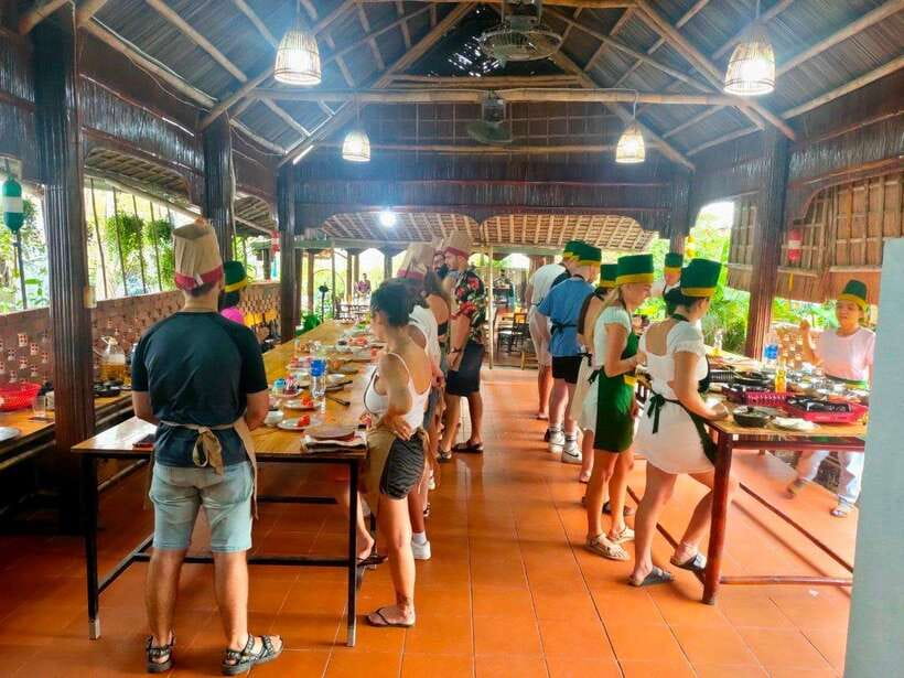 Hoi An : Vietnamese Cooking Class with Hotel Pickup - About the optional basket boat trip in Cam Thanh