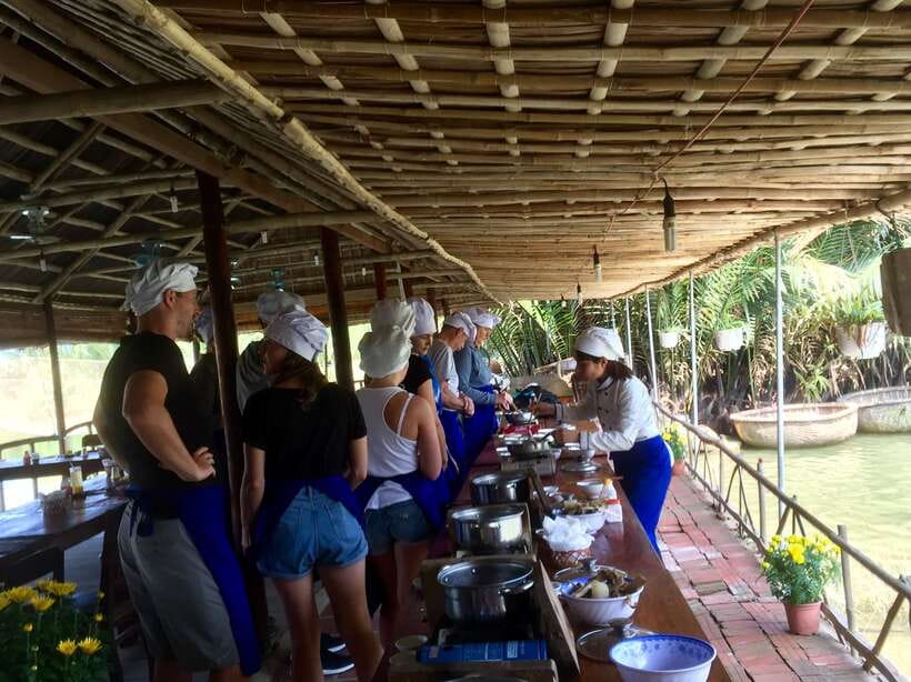 Hoian/Danang: Eco Cooking Class, Cruise Trip, Basket Boat - Rice Paper and Pancake Magic at the Countryside Kitchen