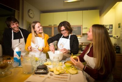 Home Cooking Class & Meal with a Local in Riomaggiore - The menu you’ll make: pesto favorites, fresh pasta, and Riomaggiore desserts