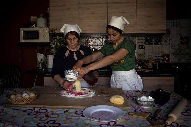 Homemade fresh pasta cooking class - The meal that comes after: local starters, pasta, wine, and honey