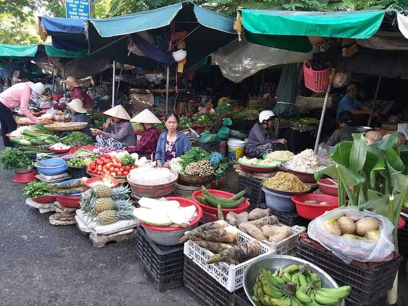 Hue Cooking Class with local-Visit market, cook local food - Time in the Kitchen: What the 3–4 Hours Feels Like