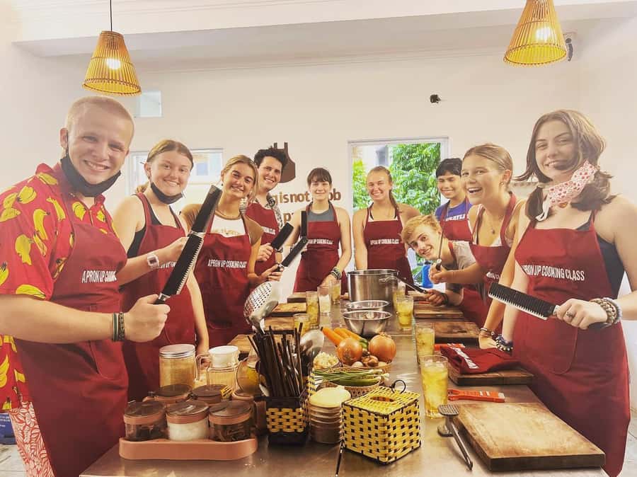 Hue: Home Vegan/Vegetarian Cooking Class with Local Girl - A Vietnamese Tea Welcome That Sets the Tone