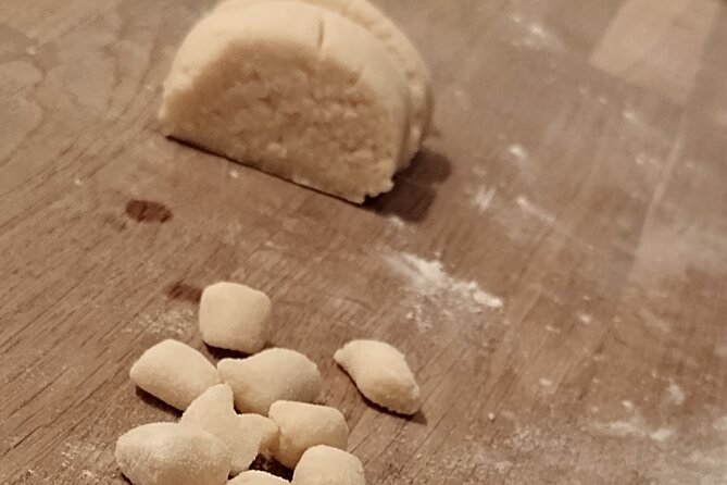I offer cooking lesson of Amalfi tradition - Fresh pasta and gnocchi/dumplings: the hands-on muscle memory