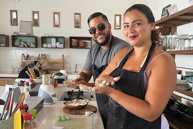 Indonesian Food Cooking Class of Gili Air - Indonesian classics, cooked and eaten the same day