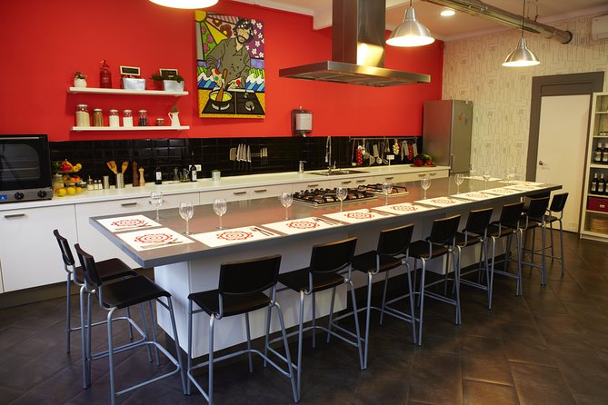 Interactive Paella & Market: Bottomless Wine & Rambla Views - Small group, big participation: max 12 and easy social flow