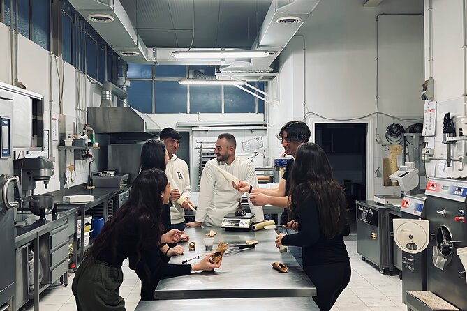 Italian Gelato, Tiramisu and Cannolis Cooking Class in Rome - Take-home boxes and how to keep the desserts at home