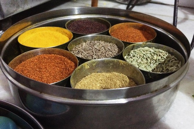Jaipur Market Tour & Vegetarian Rajasthani Home Cooking Class - Where it starts: the Crystal Mall meeting point
