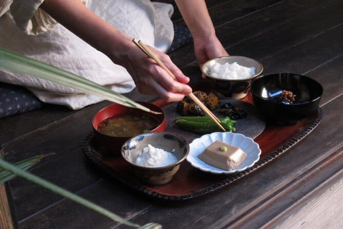 Japanese Cuisine Cooking Class in Kyoto - Key highlights worth showing up for